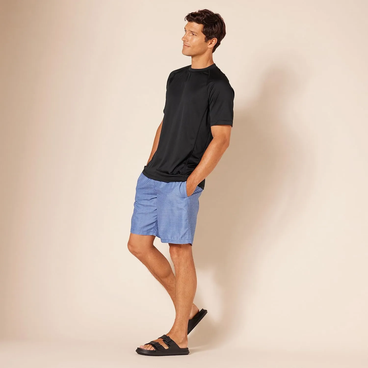Amazon Essentials Men's Slim-Fit Short-Sleeve Quick-Dry UPF 50 Swim Tee