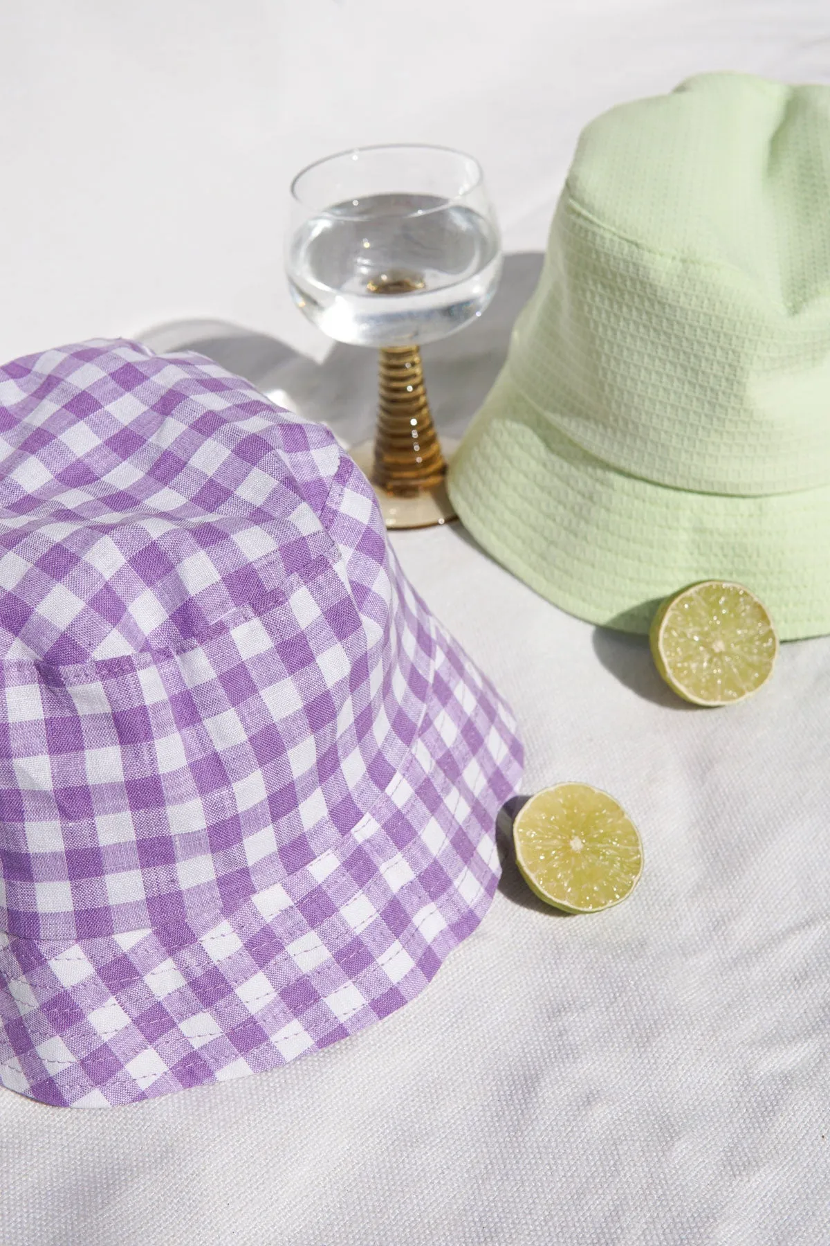 Check mate lilac bucket hat