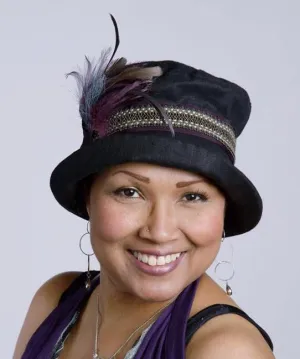Molly Hat Style - Linen in Black